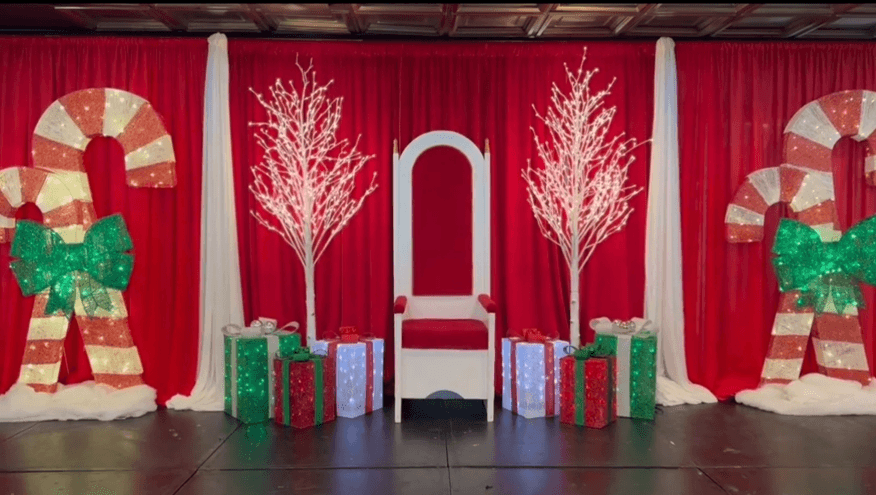 Location de décor de Noël pour centre commercial ou entreprise à Montréal