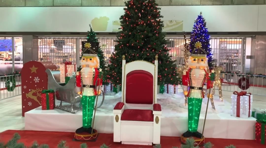 Location de décor de Noël pour centre commercial ou entreprise à Montréal