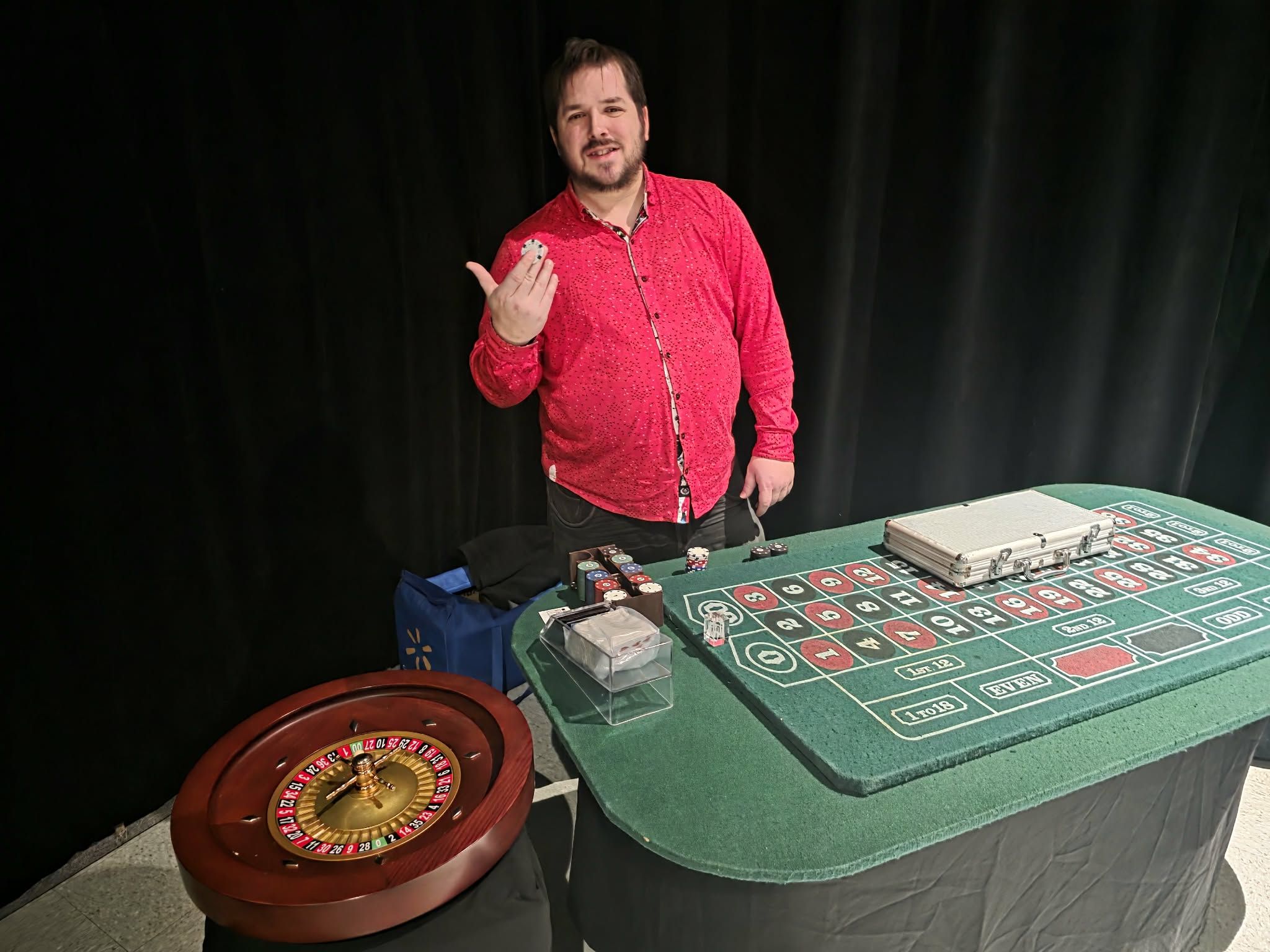Location-Table-Casino-avec-croupier-Montreal-Quebec